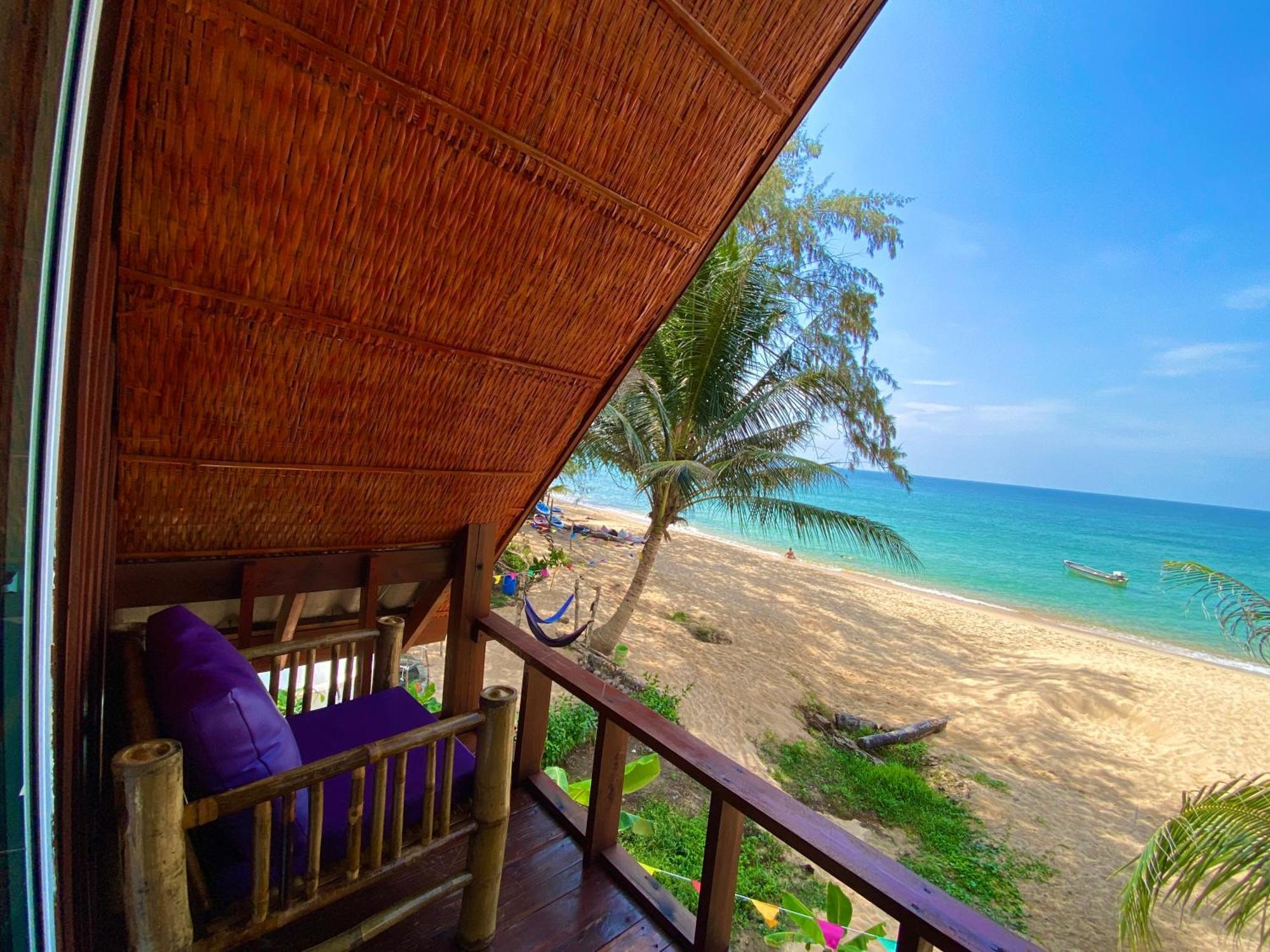 Robinson Bungalows Ко Ронг Санлоем Екстериор снимка